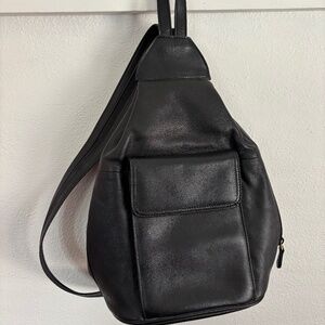 Liz Claiborne Leather convertible backpack purse